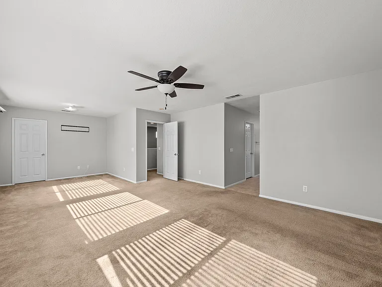 34081 Clovis Way — Photo 20