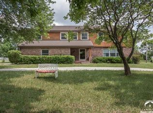 492 E 400th Rd, Overbrook, KS 66524