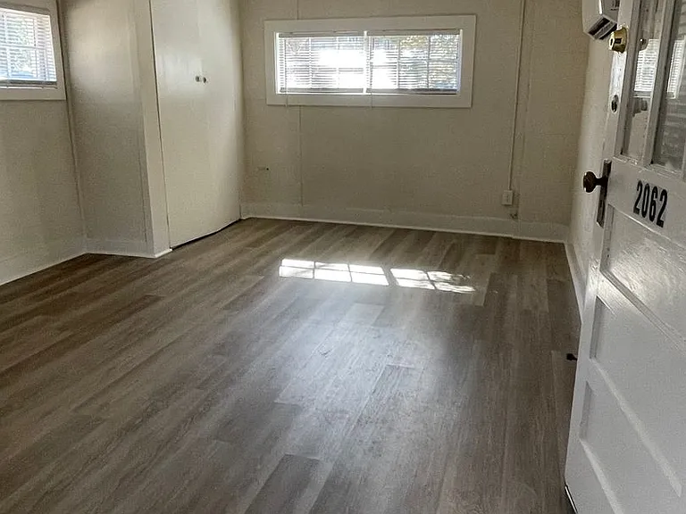 2062 Prince Ave — Photo 5