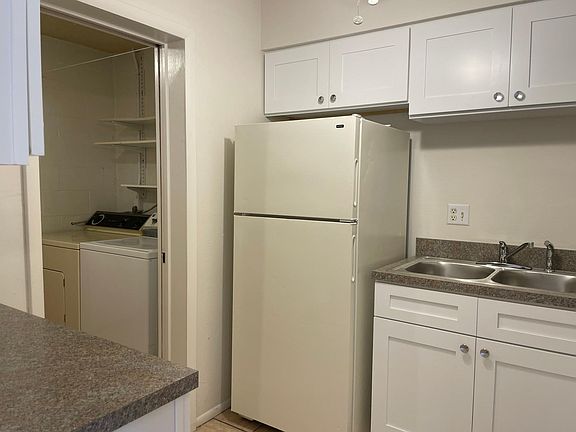 5th image of 3952 Elvira Ct