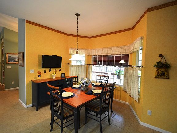 5th image of 2419 Black Oak Dr