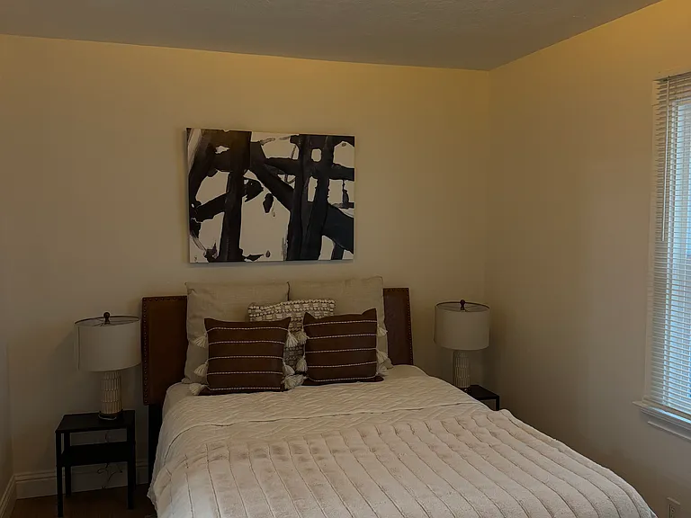 4732 Congress Ave — Photo 10
