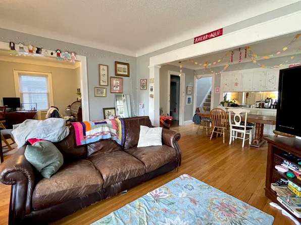 2080 Roblyn Ave, Saint Paul, MN 55104