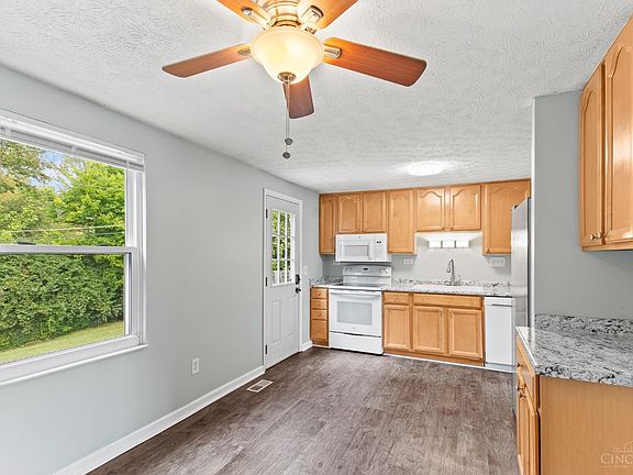4th image of 9405 Loralinda Dr
