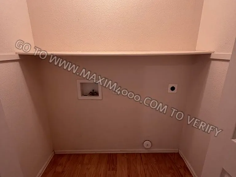 255 Sargent Cir — Photo 15