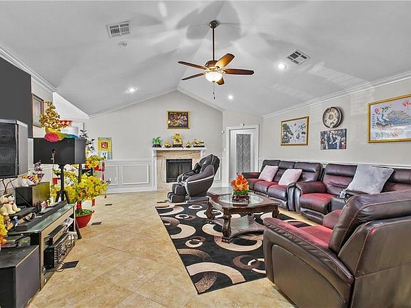 5th image of 11276 Fernley Dr