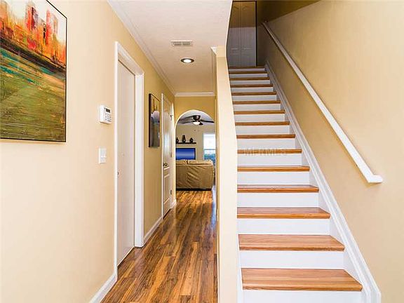 3rd image of 4556 Ashburn Square Dr