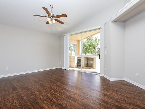 3rd image of 1539 Nightfall Dr