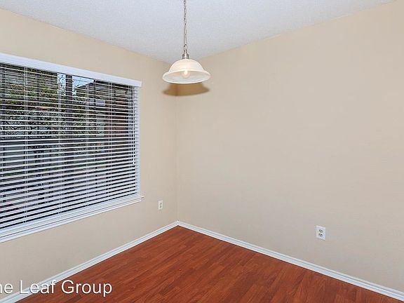 4th image of 9520 Woodvale Dr #B