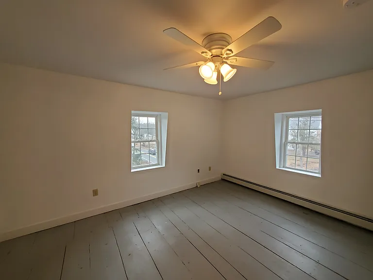 bedroom #1