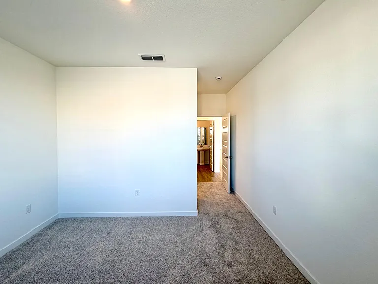3432 Edington Dr — Photo 17