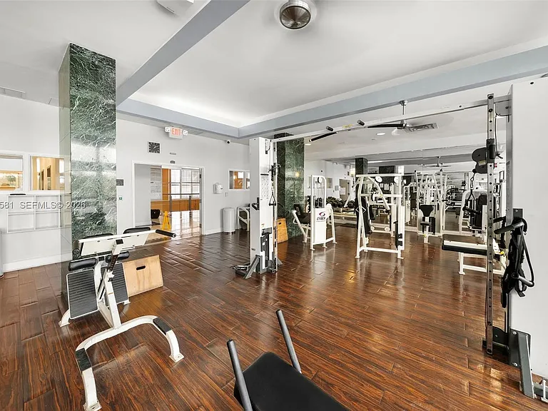 6770 Indian Creek Dr #Penthouse B — Photo 34
