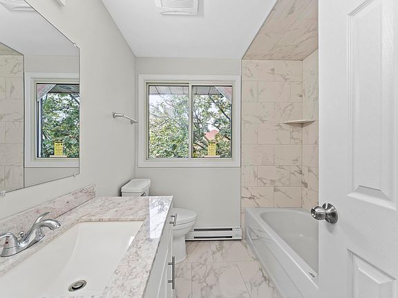 5th image of 3072 Meadowbrook Ln #2