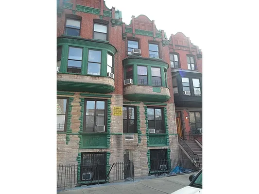 Sold by Aclawrence | media 1