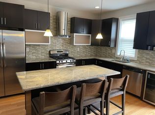 2138 Carpenter St, Philadelphia, PA 19146