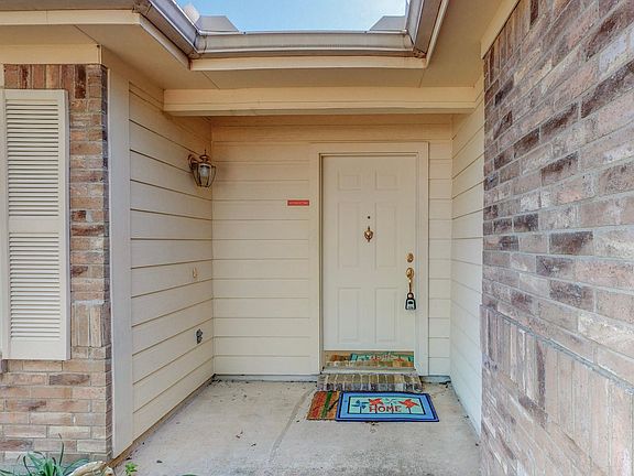 4th image of 2508 Terrace Dr