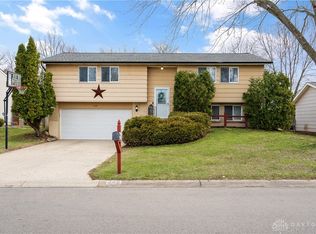 109 Marrett Farm Rd, Englewood, OH 45322