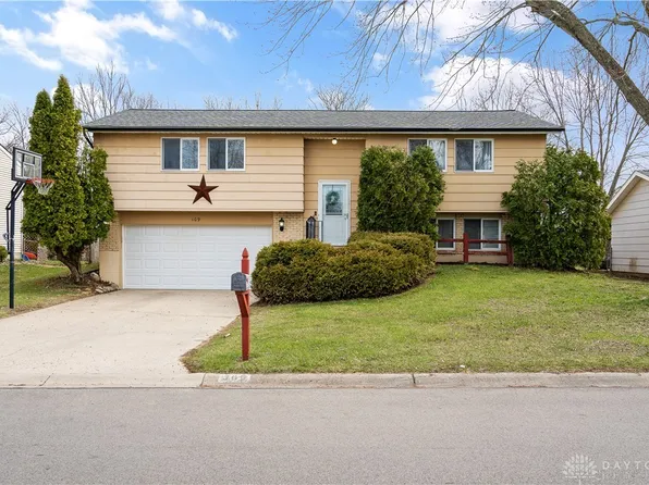 109 Marrett Farm Rd, Englewood, OH 45322