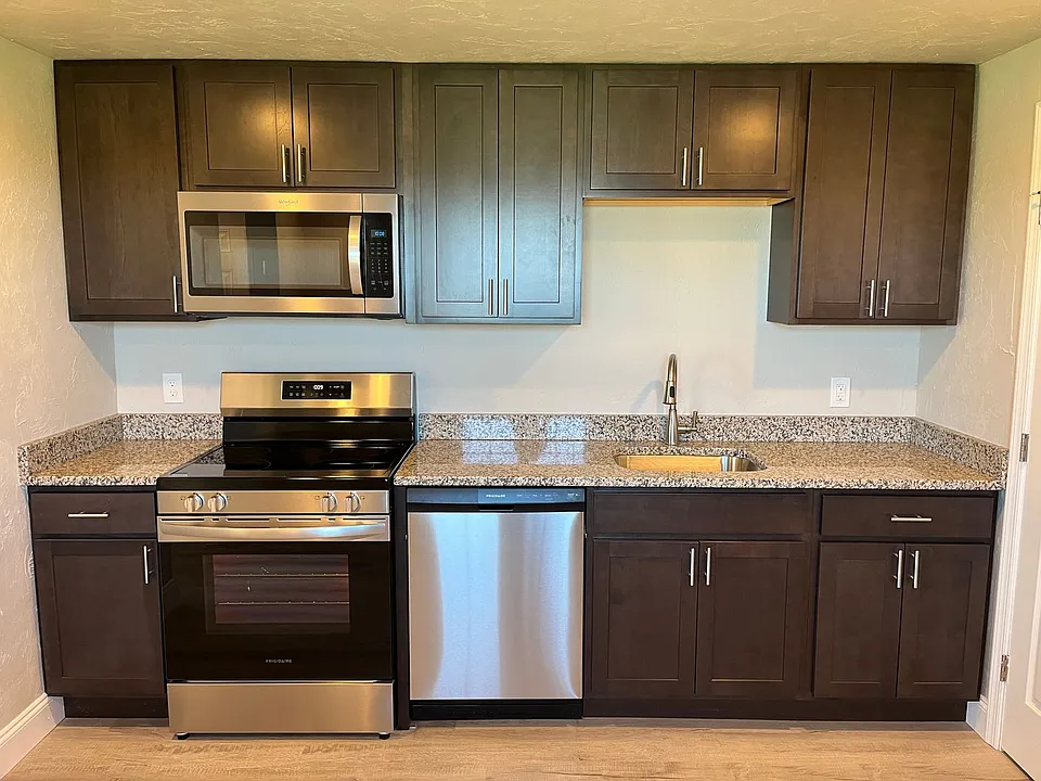 Salem Run Apartments - Phase 1