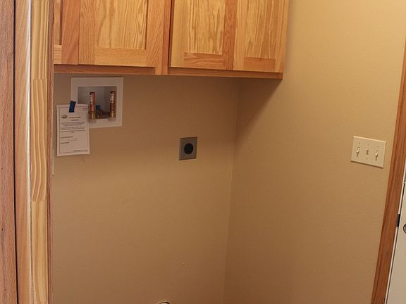 4th image of 11325 Monteville Ct