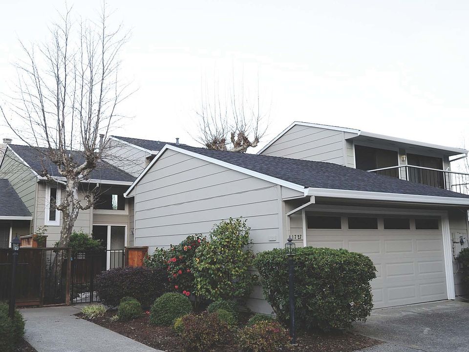 1st image of 1727 Saint Andrews Dr