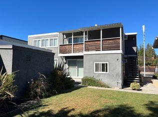 135 Virginia Hills Dr #C, Martinez, CA 94553