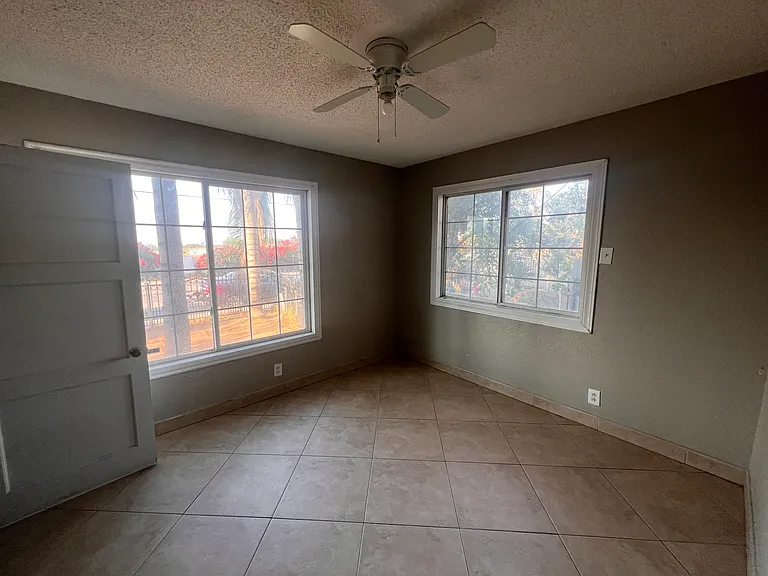 2810 Center St — Photo 20
