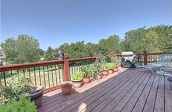 4th image of 5165 W 198th St
