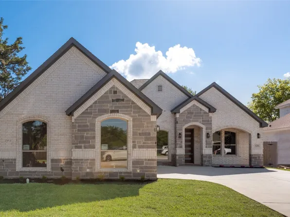 1526 Avenue B Blvd, Grand Prairie, TX 75051