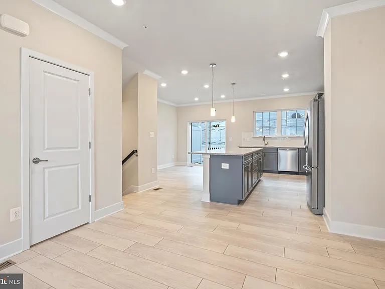 1421 Clingmans Dome Dr — Photo 11