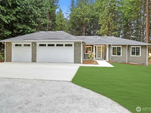 2802 Park Drive, Camano Island, WA 98282