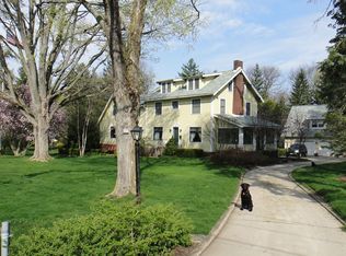 67 Poland Manor Dr, Poland, OH