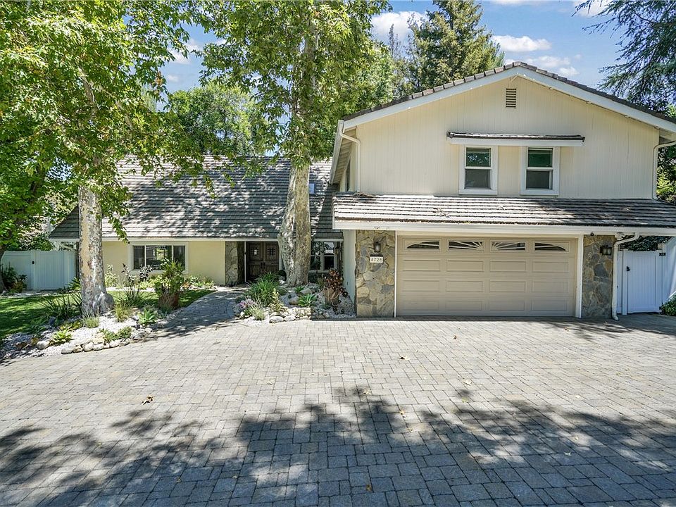 1st image of 4726 Winnetka Ave