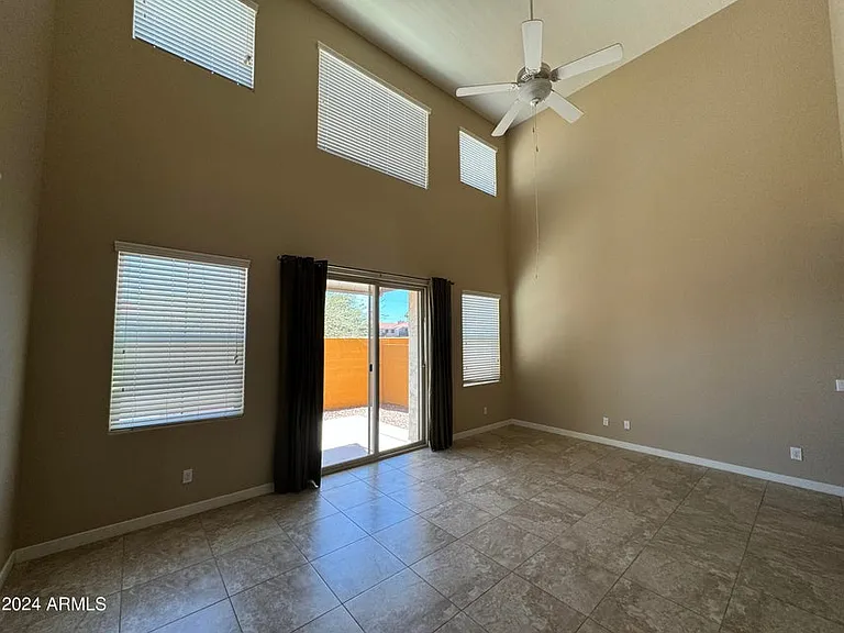 1163 E Cedar St — Photo 8