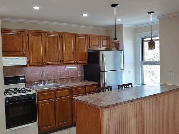2nd image of 21-48 24th St #2