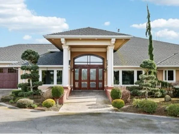 15541 Bradshaw Rd, Mount Vernon, WA 98273