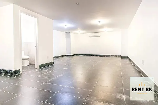 Rented by RENTBK LLC | media 2