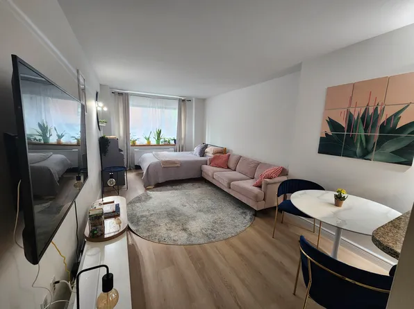 1760 Second Avenue 3D image 1 of 19