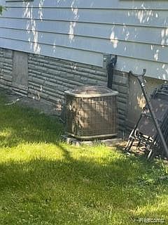 5th image of 523-525 Fairview St