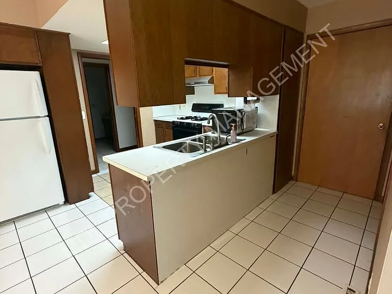 4343 W Michigan Ave — Photo 2
