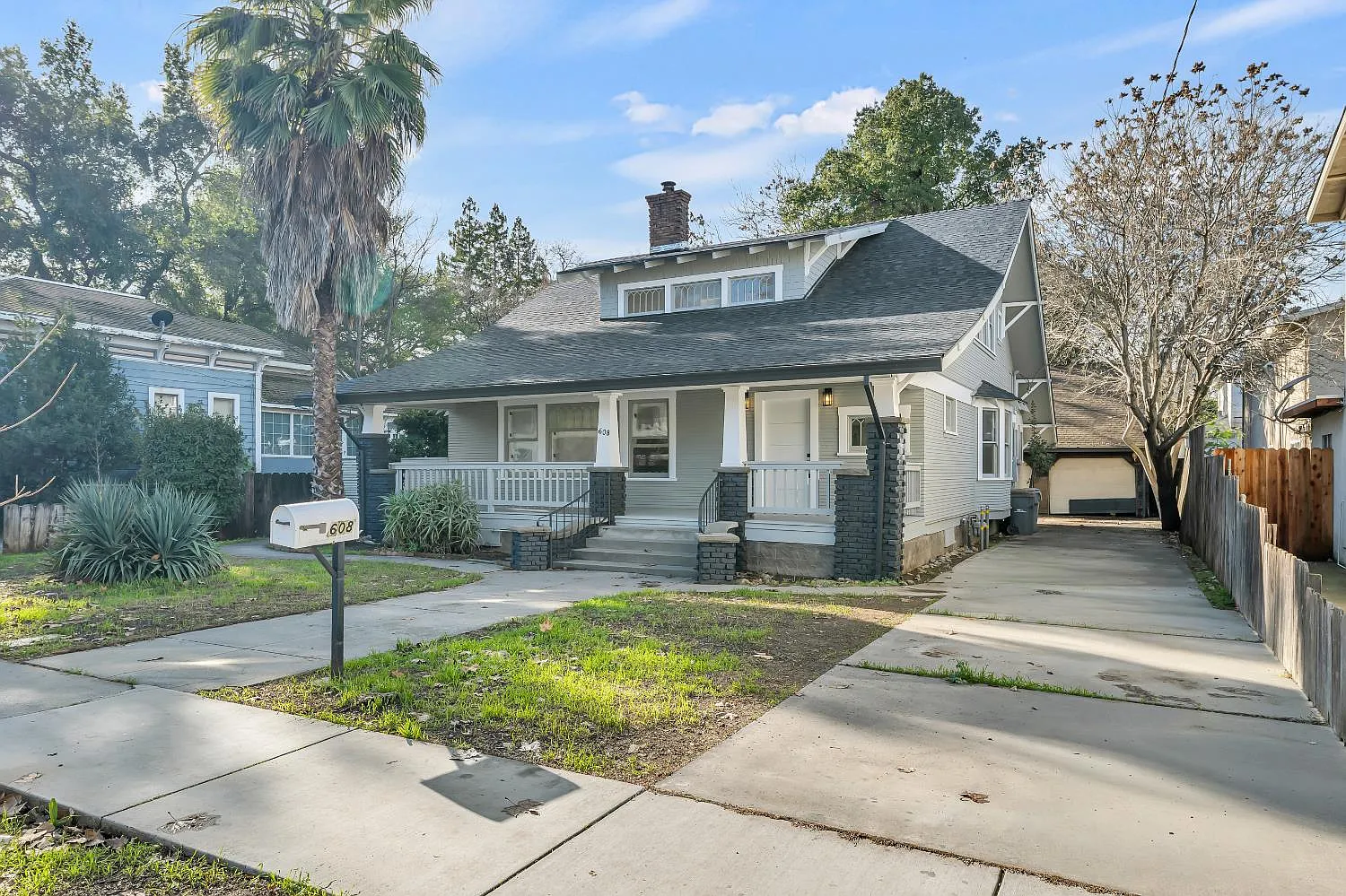 608 3rd St photo 1