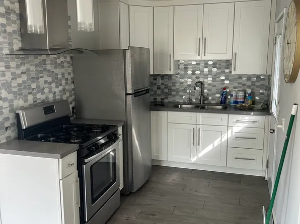 1211 S Lake St, Burbank, CA 91502