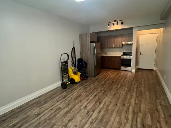 105 N Grove St #22E, East Orange, NJ 07017