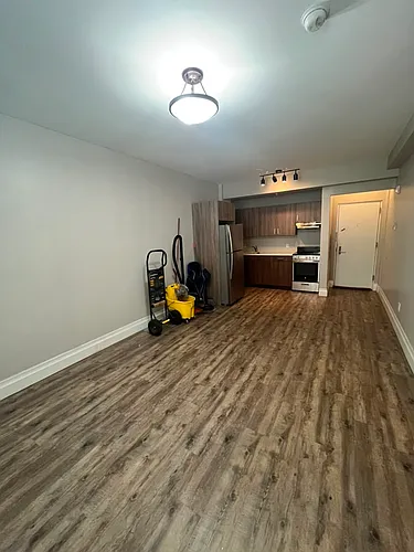 105 N Grove St #22E Photo 1