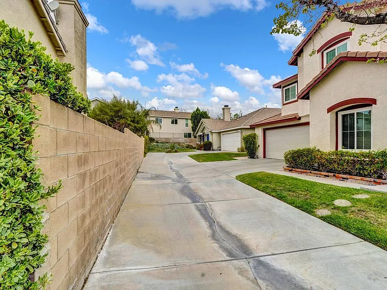 25531 Crockett Ln — Photo 8