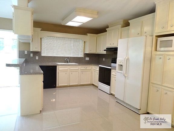 3rd image of 135 Honey Dr