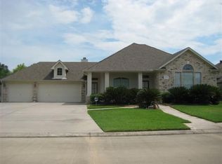 8445 Garden Oaks Dr, Beaumont, TX 77706