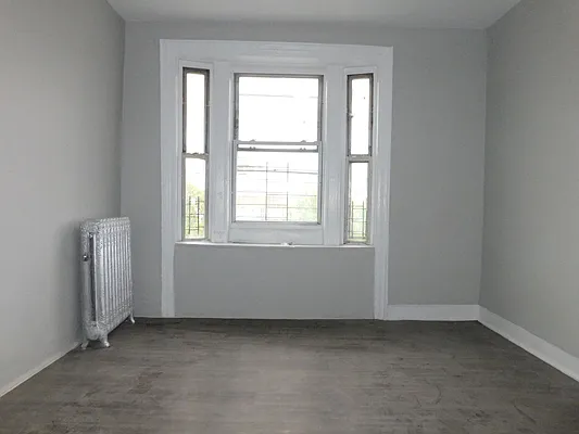 Rented by Compass | media 10