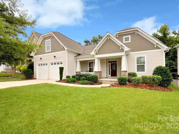 3807 Blazeprince Dr, Charlotte, NC 28215