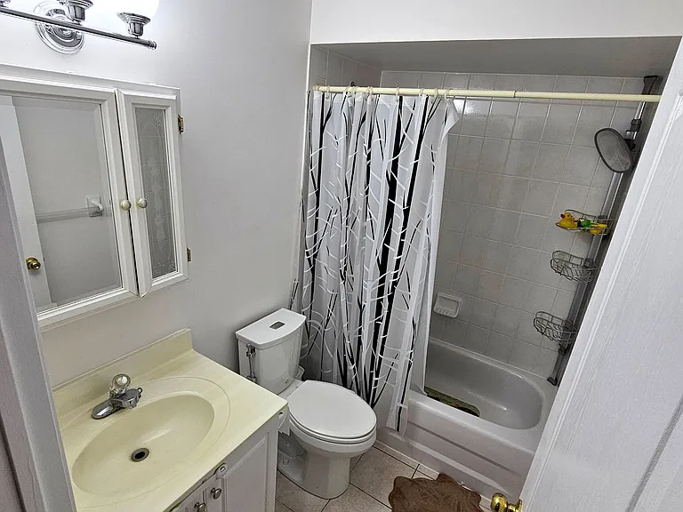 1565 Woodhenge Way — Photo 24